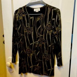 Black top with gray vines and burgundy flowers size small. Made by Impressions